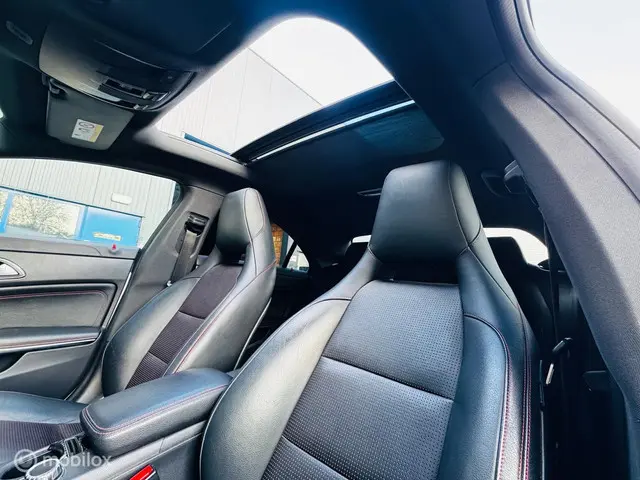 Mercedes-Benz CLA 250 Edition 1 2013 Benzine 20