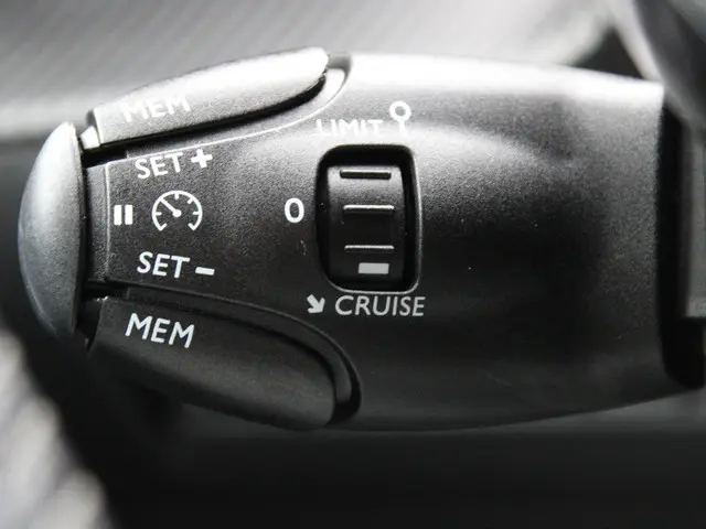 Peugeot 2008 1.2 PT Blue Lease Allure 2020 Benzine 22