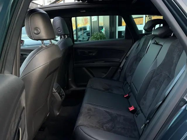 SEAT Leon ST 2.0 TSI CUPRA 300 4Drive / Pano 2018 Benzine 10