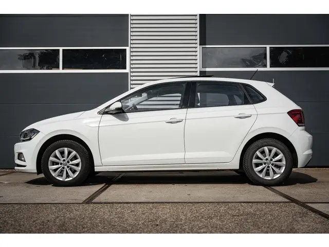 Volkswagen Polo 1.0 TSI Highline 2018 Benzine 2