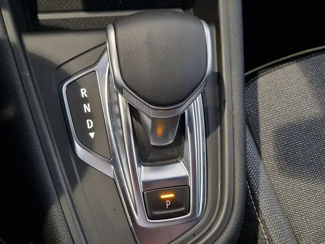 Renault Captur 1.3 mild hybrid 160 techno 2025 Benzine 23