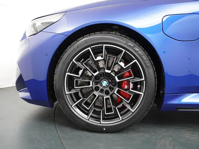 BMW M5 Touring 2026 Hybride Benzine 31