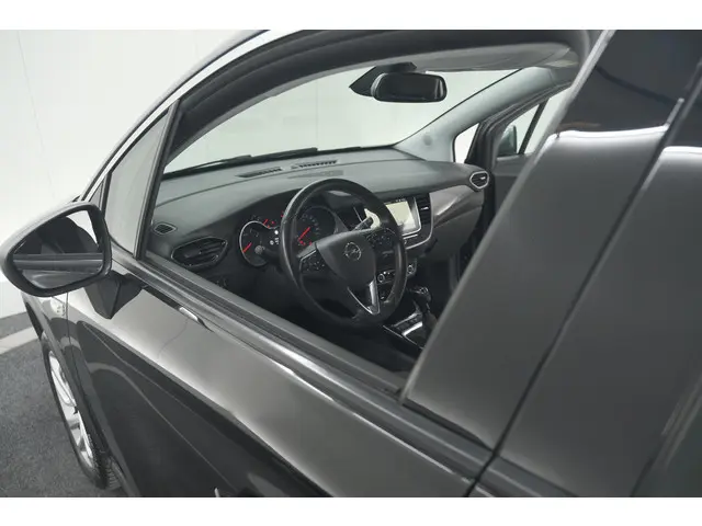 Opel Crossland X 2