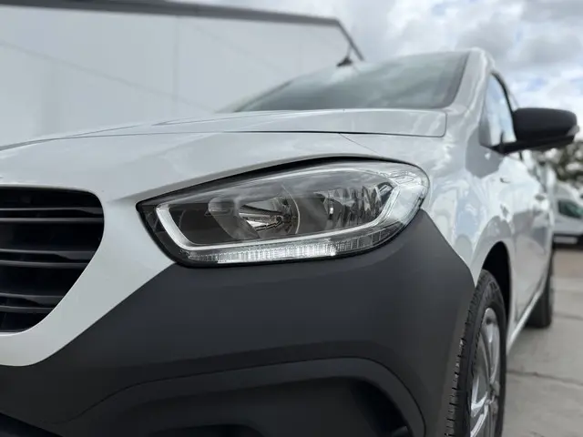 Mercedes-Benz eCitan 112 Pro 2025 Elektrisch 28