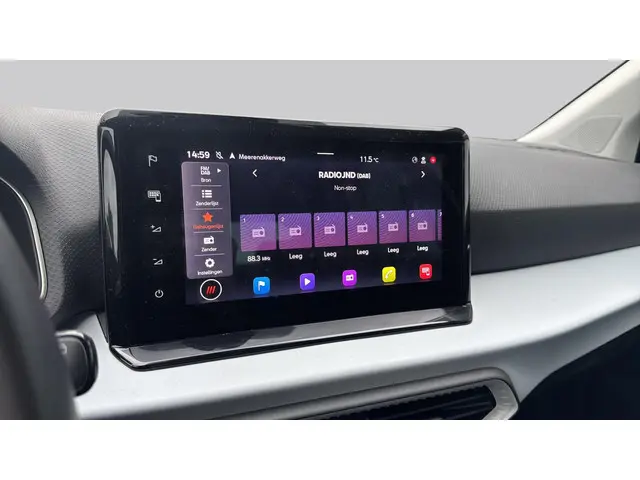 SEAT Arona 1.0 TSI Style Business Intense 2023 Benzine 22