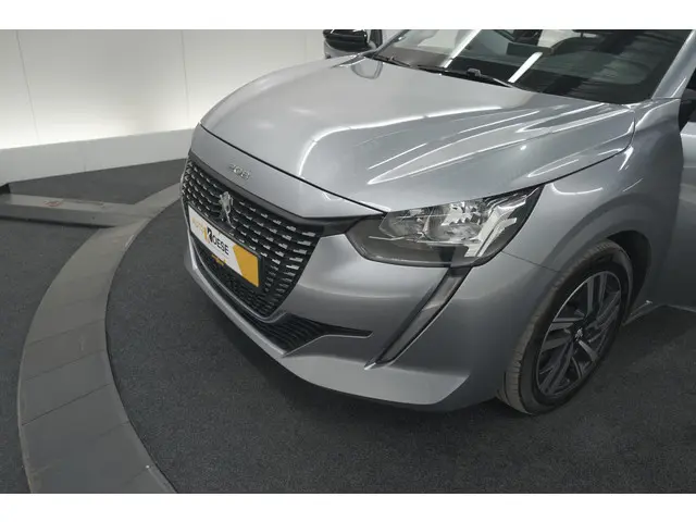 Peugeot 208 PureTech 100 EAT8 Active Pack 2023 Benzine 15
