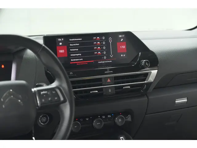 Citroën C4 Puretech 130 EAT8 Shine 2020 Benzine 54