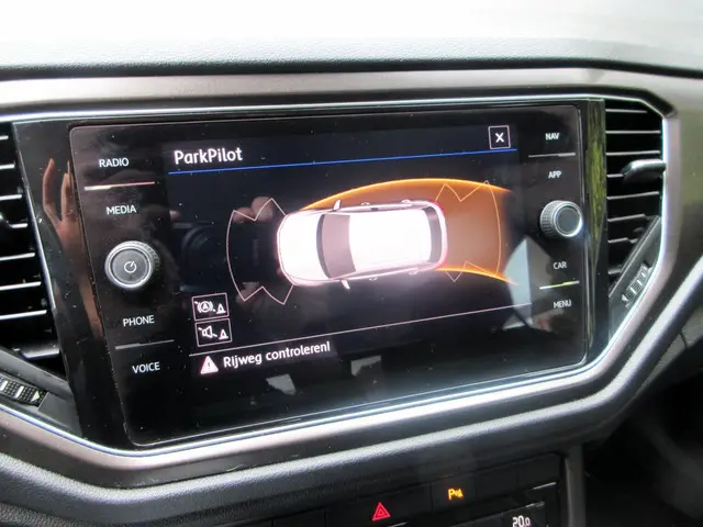 Volkswagen T-Roc 1.0 TSI Style *Navi*ECC* 2018 Benzine 14