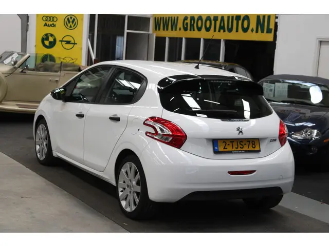 Peugeot 208 3