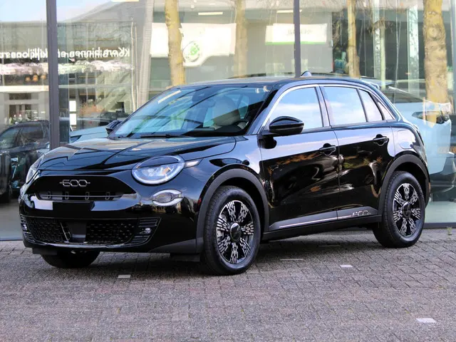 Fiat 600e Urban 54 kWh 2025 Elektrisch 4