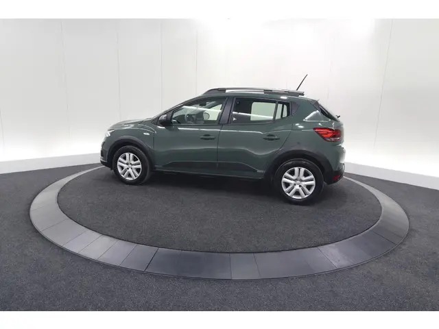 Dacia Sandero Stepway TCe 90 Expression 2024 Benzine 66