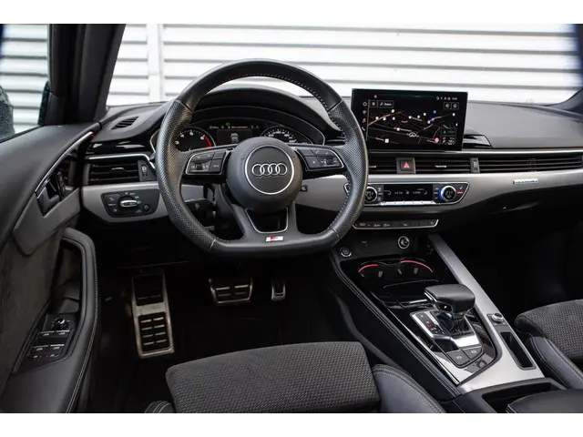 Audi A4 Avant 45 TFSI quattro edition one 2020 Benzine 10