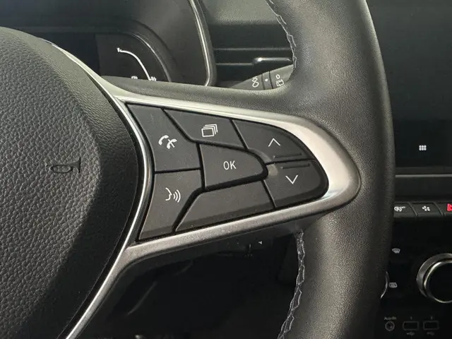 Renault Clio 1.0 TCe Intens 2021 Benzine 15