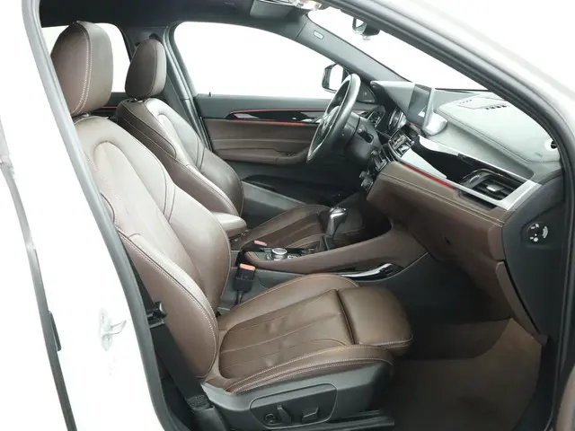 BMW X2 xDrive25e 2021 Hybride Benzine 18