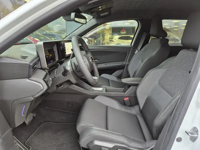 Nissan Micra ADVANCE 52 kWh 2025 Elektrisch 8