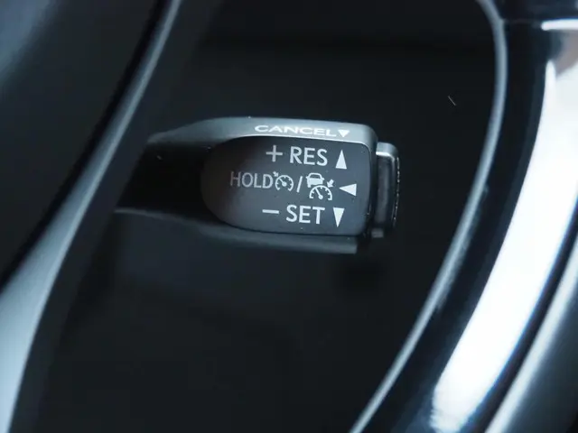 Toyota C-HR 1.8 Hybrid Executive 2018 Hybride Benzine 13