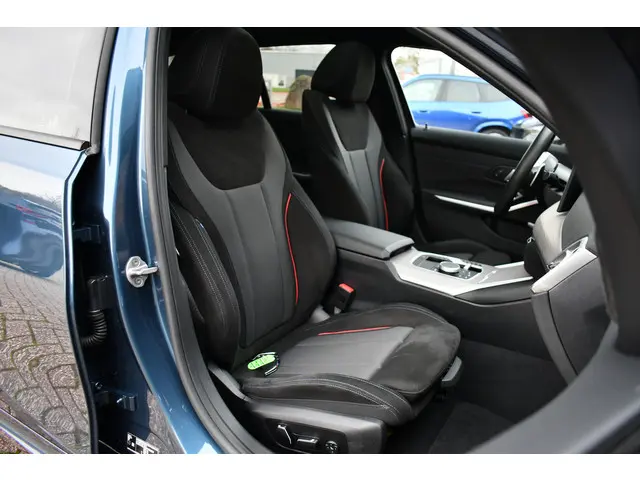 BMW 3 Serie Touring 330e M-Sport 2025 Hybride Benzine 58