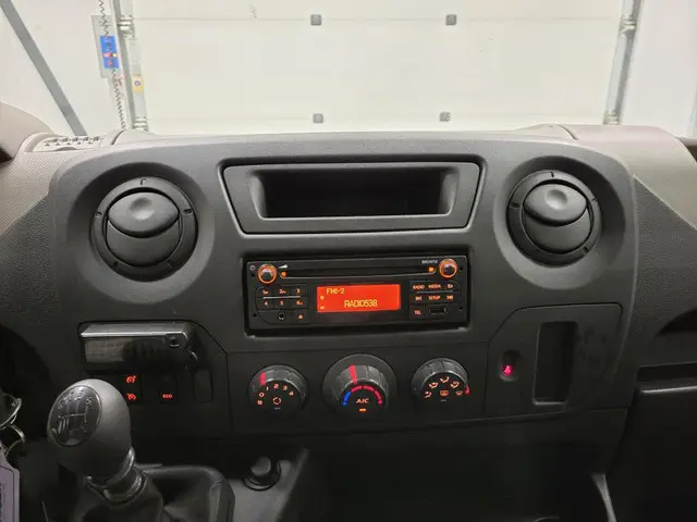 Opel Movano 2.3CDTI 130pk L2/H1 Pickup Euro 6! 2017 Diesel 9