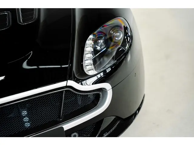 Aston Martin V12 Vantage S 2014 Benzine 28