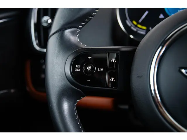 MINI Countryman Cooper SE ALL4 2022 Hybride Benzine 54