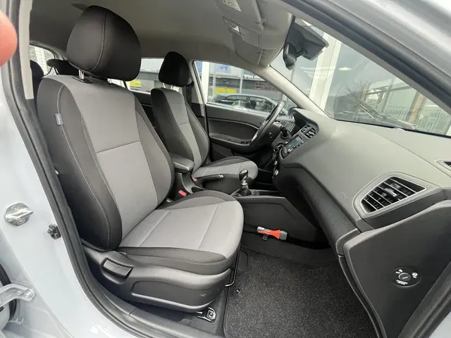 Hyundai i20 1.0 T-GDI Comfort 2020 Benzine 35