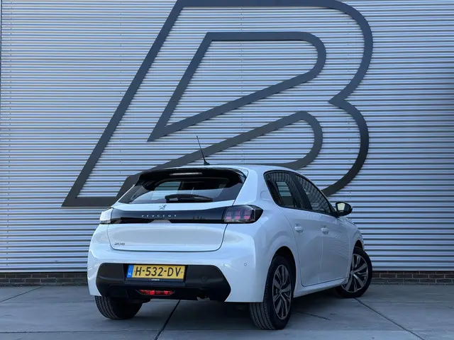 Peugeot 208 3