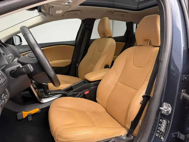 Volvo V40 Cross Country 1.5 T3 Polar+ Luxury 2019 Benzine 8