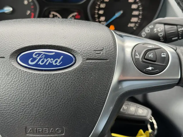 Ford C-MAX 1.0 Edition 2014 Benzine 19