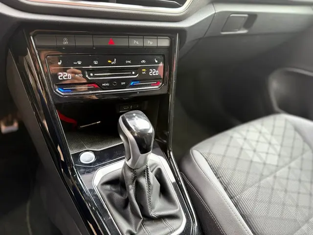 Volkswagen T-Roc 1.5 TSI R-Line 2023 Benzine 10