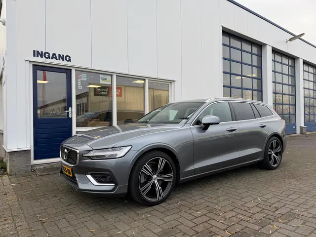 Volvo V60 2