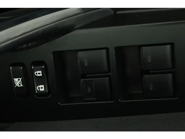 Toyota Auris 1.8 Hybrid Dynamic 2018 Hybride Benzine 29