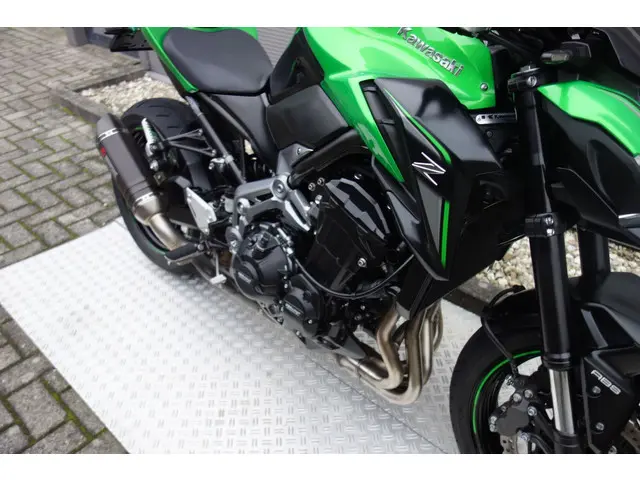 Kawasaki Z900 PERFORMANCE 2018 Benzine 8