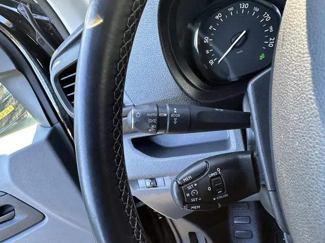Opel Vivaro 2.0 CDTI 150 PK L3H1 Innovation 2021 Diesel 13