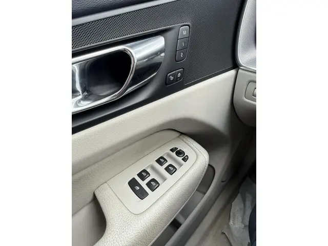 Volvo XC60 2.0 T5 Luxury-line 2018 Benzine 20