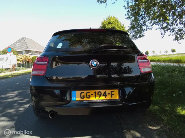 BMW 1 Serie 114i EDE Business 2013 Benzine 8