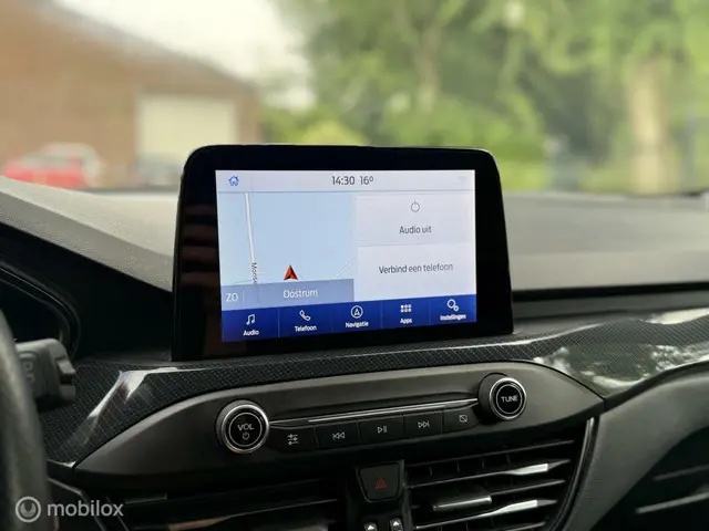 Ford Focus 1.0 EcoBoost ST Line | Carplay | PDC | 2020 Benzine 32