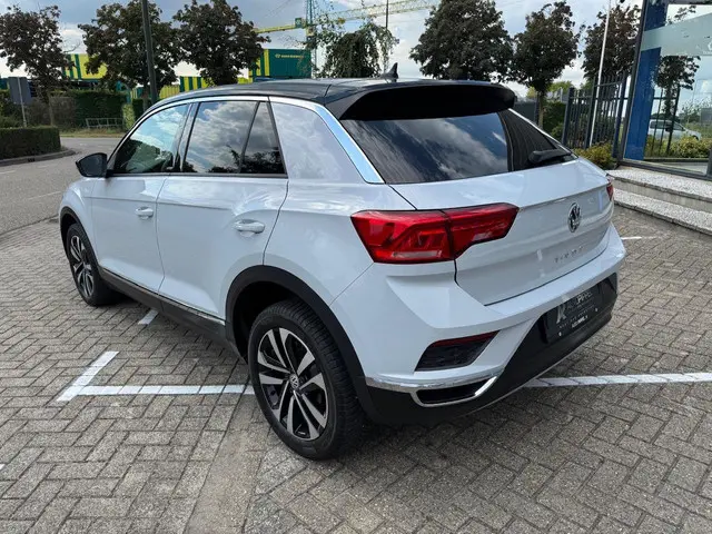 Volkswagen T-Roc 1.5 TSI Style 2020 Benzine 4