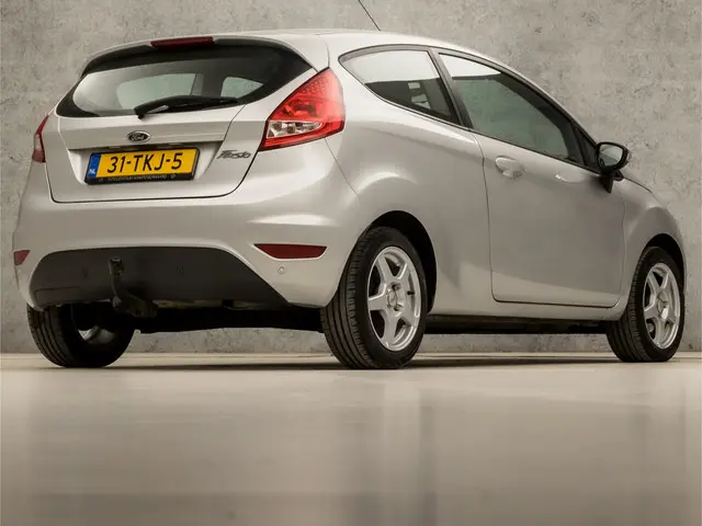 Ford Fiesta 1.4 Titanium 2012 Benzine 5