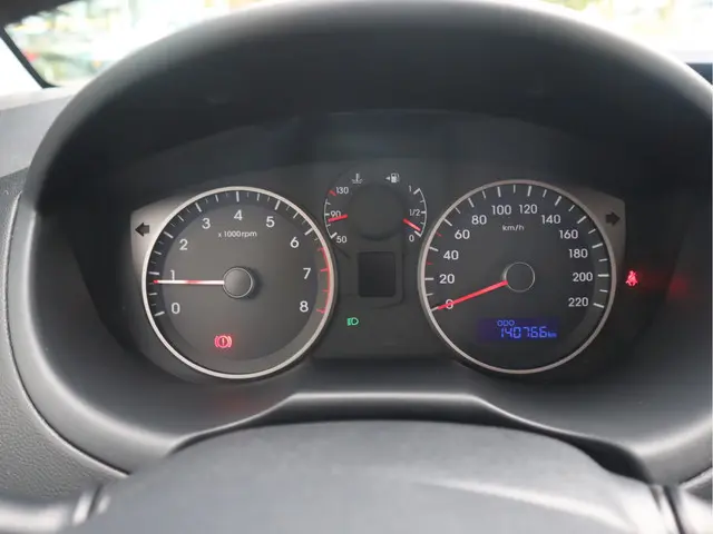 Hyundai i20 1.2 HP 2015 Benzine 17