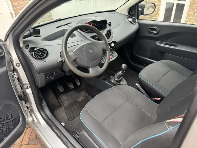 Renault Twingo 1.2 16V Parisienne 2013 Benzine 6