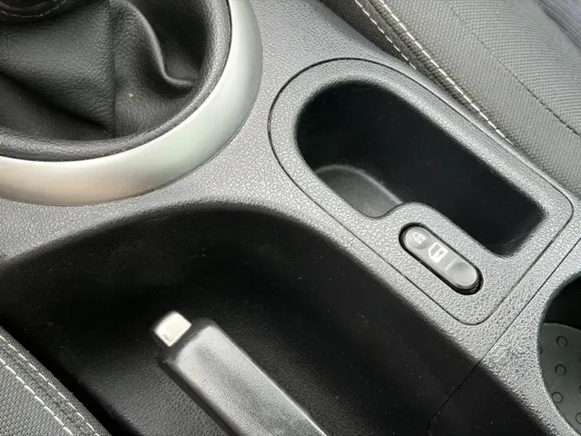 Nissan QASHQAI 1.6 Connect Edition 2013 Benzine 30