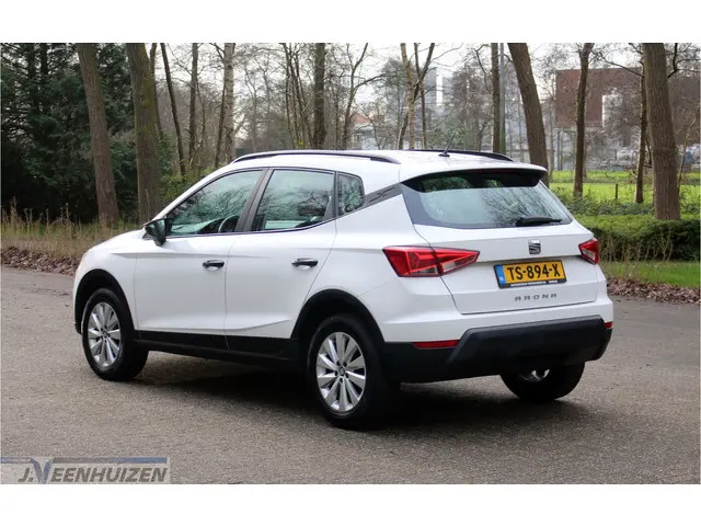 SEAT Arona 1.0 TSI Reference 2018 Benzine 2