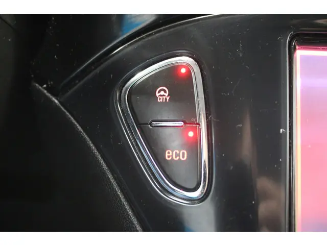 Opel Corsa 1.0 Turbo Business+ 2015 Benzine 19