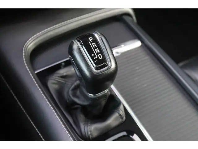 Volvo S90 2.0 T5 AUT. 250PK INSCRIPTION 2018 Benzine 27