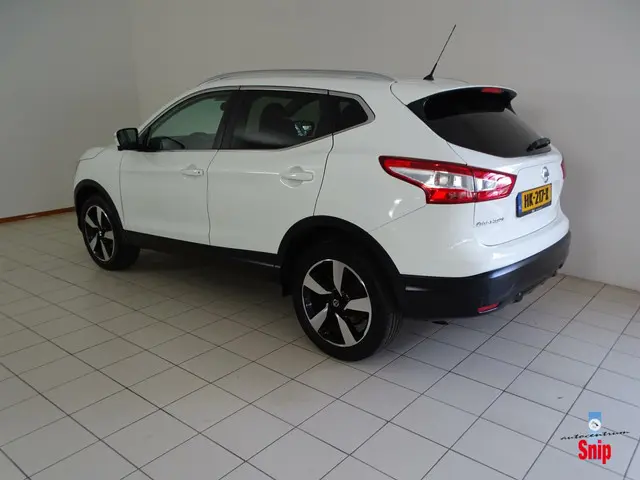 Nissan QASHQAI 1.2 Connect Edition 2015 Benzine 31