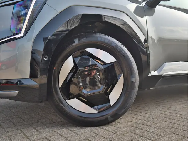 Kia EV9 Plus 99.8 kWh RWD 2026 Elektrisch 7