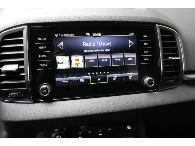 Škoda Karoq 1.0 TSI Business Edition 2021 Benzine 17