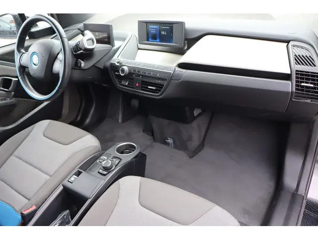 BMW i3 Basis 120Ah 42 kWh 2020 Elektrisch 8