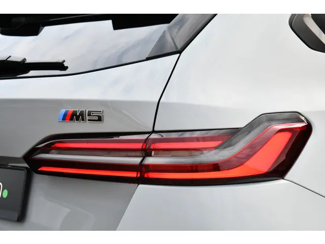 BMW M5 Touring 2025 Hybride Benzine 79