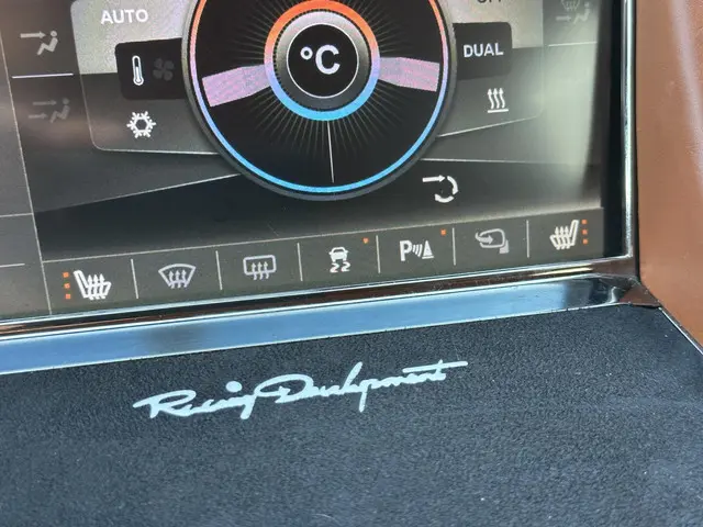 Fisker Karma 2.0 EcoSport 2013 Hybride Benzine 57